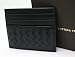ポケットやバッグにすっきりと収納できる♪　ボッテガ・ヴェネタ 牛革 カードケース ネロ