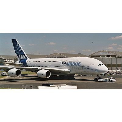 Childrens Toyshop  Spielwaren : Revell Modellbausatz 04218 - Airbus A380 "New Livery" im Maßstab 1:144
