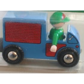 Brio Delivery Van 33628 by Brui