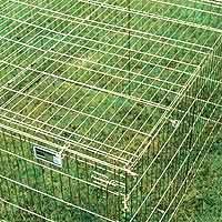 MidwestWireMeshTopForExercisePensQ