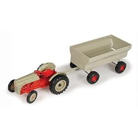 Ertl Ford 8n Diecast Tractor and Wagon 1:16 Scale Farm Toy by Ford