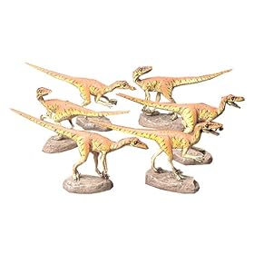 1/35 Velociraptors Diorama