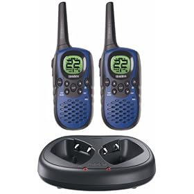 Uniden GMR855-2CK 22-Channel 8-Mile GMRS/FRS 2-Way Radios with Charging Cradle (Pair)
