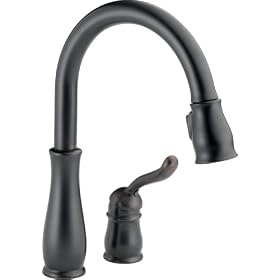 Delta 978-RB-DST Leland Single Handle Pull-Down Kitchen Faucet, Venetian Bronze