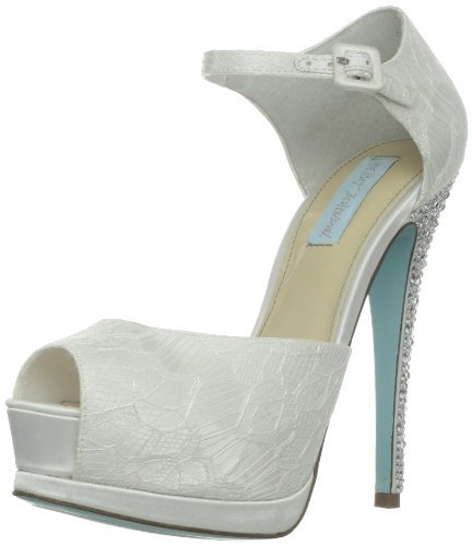 Blue by Betsey Johnson Women’s Veil Pump,Ivory Satin,7.5 M US