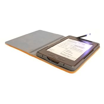 Housse étui luxe aspect cuir orange + lampe LED intégrée pour Kindle 4 : liseuse sans fil, Wi-Fi intégré, écran 6 pouces (15cm), affichage encre électronique E-Ink (génération 2011) Housse étui luxe aspect cuir orange + lampe LED intégrée pour Kindle 4 : liseuse sans fil, Wi-Fi intégré, écran 6 pouces (15cm), affichage encre électronique E-Ink (génération 2011)