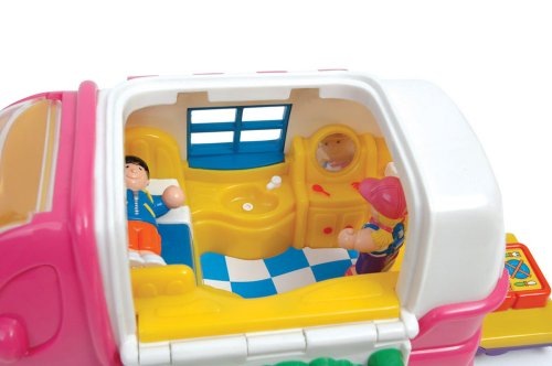Cover image : ワウトーイ キャンピングカー