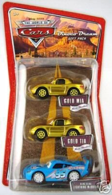 Childrens Toyshop  Toys : DISNEY PIXAR CARS CHARACTERS - DINOCO DREAM GIFT PACK - GOLD MIA & TIA BLING MCQUEEN