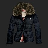 Abercrombie & Fitch/アバクロレディース ダウンジャケット ネイビー Abercrombie & Fitch/アバクロレディース ダウンジャケット ネイビー