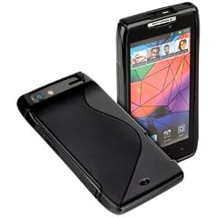 YAYAGO TPU Rubber Case Black Tasche f�r Motorola RAZR inkl. dem Original YAYAGO Clean-Pad
