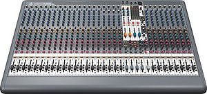 BEHRINGER 32chミキサー XENYX XL3200