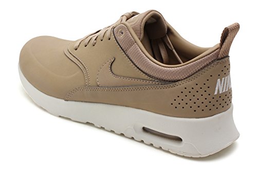 nike thea desert