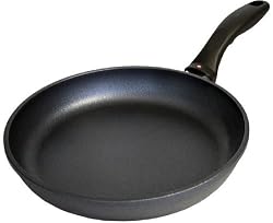 FRY PAN 8 -Inch CAST SWISS DIAMOND