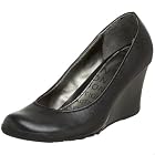 Kenneth Cole REACTION Cold Cash Wedge Pump
