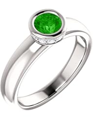 14K White Gold 5.00mm Round Cut Tsavorite and Diamond Ring -- LIFETIME WARRANTY