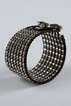 nikki-b Silvermatte Cuff