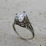 14K White Gold Antique Style Bow Motif Ring