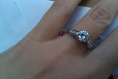 Size- 7 - Solid 14k White Gold Solitaire Round CZ Cubic Zirconia Engagement Ring 1.5ct