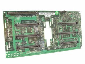 Dell 18NMH SCSI Backplane 1x6 for PowerEdge 2500 Servers