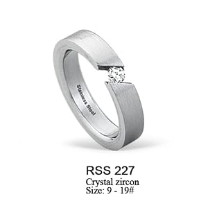 The Stainless Steel Jewellery Shop - Womens Chunky Brushed Stainless Steel Ring with Cubic Zirconia - Includes FREE Velvet Jewellery Gift Pouch
