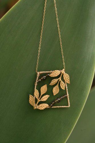 Click here to buy Maisie Necklace.