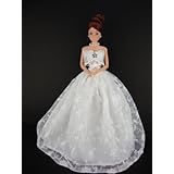 Brilliant White Wedding Gown with Rhinestone Flower on the Botice Made to Fit the Barbie Doll