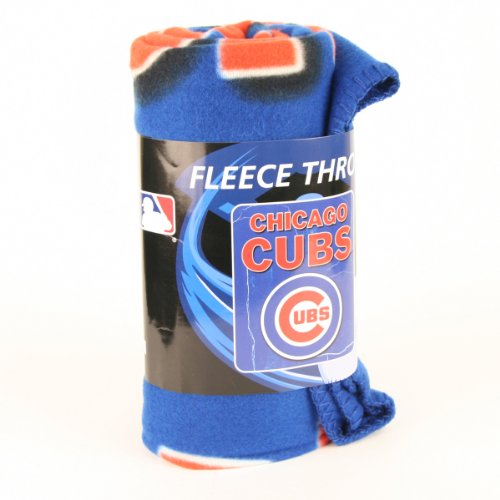Chicago Cubs Lightweight Fleece Blanket (Name + Logo,50