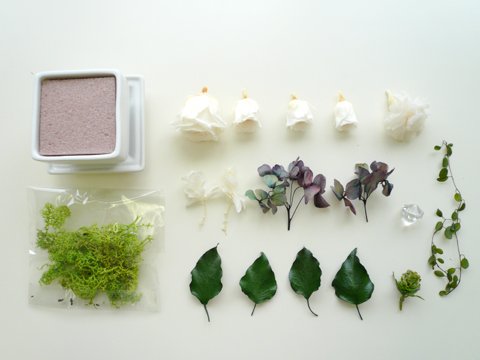 自分で作ってみる！金〔gon〕のフラワー風水 アレンジキット 【福を呼び込むフラワー風水 Florist S.F.D】 -プリザーブドフラワー　贈物やご自宅のインテリアにどうぞ