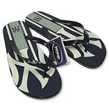 NEW YORK YANKEES OFFICIAL LOGO FLIP FLOP SANDALS SZ. M