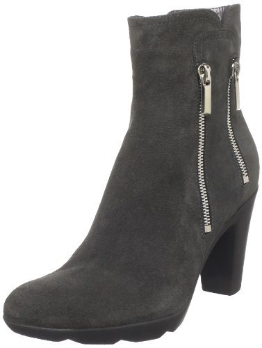 Aquatalia by Marvin K. Grab Bootie