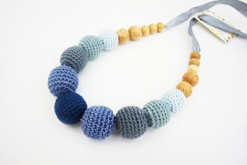 Lily & Ally / Organic Wooden Crochet/ Beaded Teething (Nursing) Necklace Ice Gray)