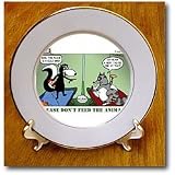 Kamp Knots - Please Dont Feed the Animals - No Food in Tents - 8 Inch Porcelain Plate