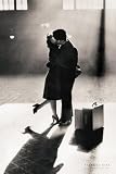 Eternal Kiss Romantic Couple Photo Pic Art Poster Print - 24