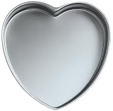 Wilton Decorative Preferred 8-Inch Heart Pan