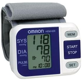 OMRON HEM-629 WRIST BLOOD PRESSURE MONITOR WITH INTELLISENSE� & AVERAGING