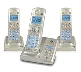 GE DECT 6.0 Three Handset Caller ID Speakerphone with Digital Answering system, Pearl White (28522AE3)