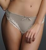Fauve Veronique Thong (FV0247)