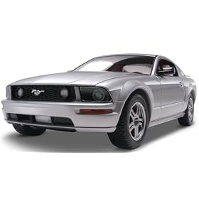 Revell 2006 Mustang GT