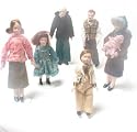 7PC 1/12TH Modern Dolls House Family