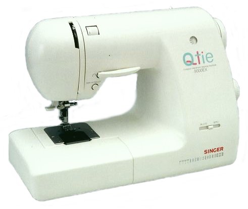 Cover image : シンガー 電子フリーアームミシン ハードケース、フットコントローラー、サイドカーターミニ付 QT-9000EXFCHCSCm