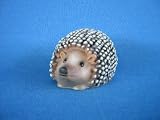 Eigenschaften JS GartenDeko e.K.  / Deko Igel klein Höhe 12 cm Gartenfigur aus Kunststoff