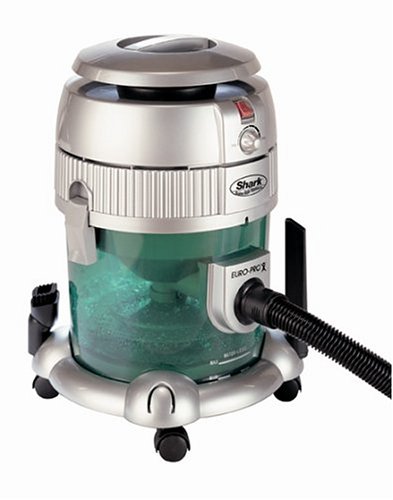 Shark CW240 Bagless Water Filtration Vac