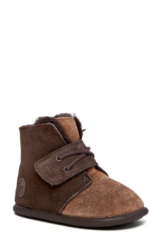 infant uggs size 2