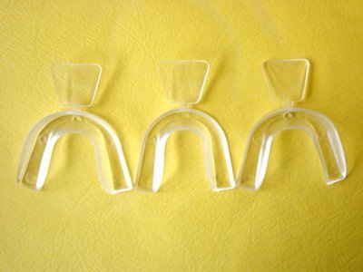 D.I.Y. (Do It Yourself) Moldable THERMOFITTING Teeth Whitening Trays