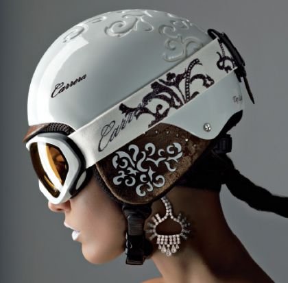 Carrera Exclusive Damen Collection Skihelm Set Vanity mit Beatch und Lacktasche