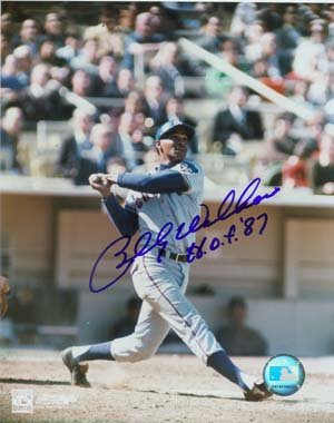 Billy Williams Autographed/Hand Signed Chicago Cubs 8x10 Photo with HOF'87 Inscription