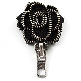Black Fabric Rose Zipper Brooch (Antique Silver)