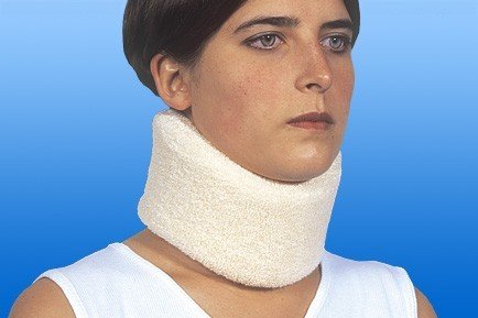 1 Stück Halskrawatte Halskrause Cervicalstütze 8 cm mittlerer Halsunfang 38 - 43 cm