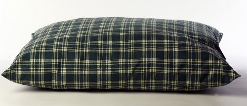 Carolina Pet Co.® Indoor / Outdoor Shebang Pet Bed, GREEN
