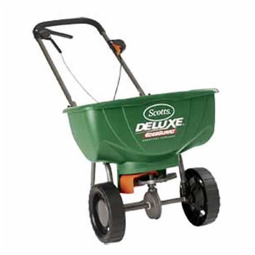 Childrens Toyshop  Outdoor Living : Scotts Deluxe EdgeGuard Broadcast Spreader #74434